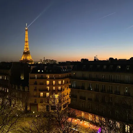 The Of The Eiffel Tower Apartment